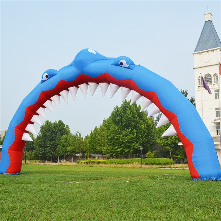 灵寿鲨鱼广告拱门